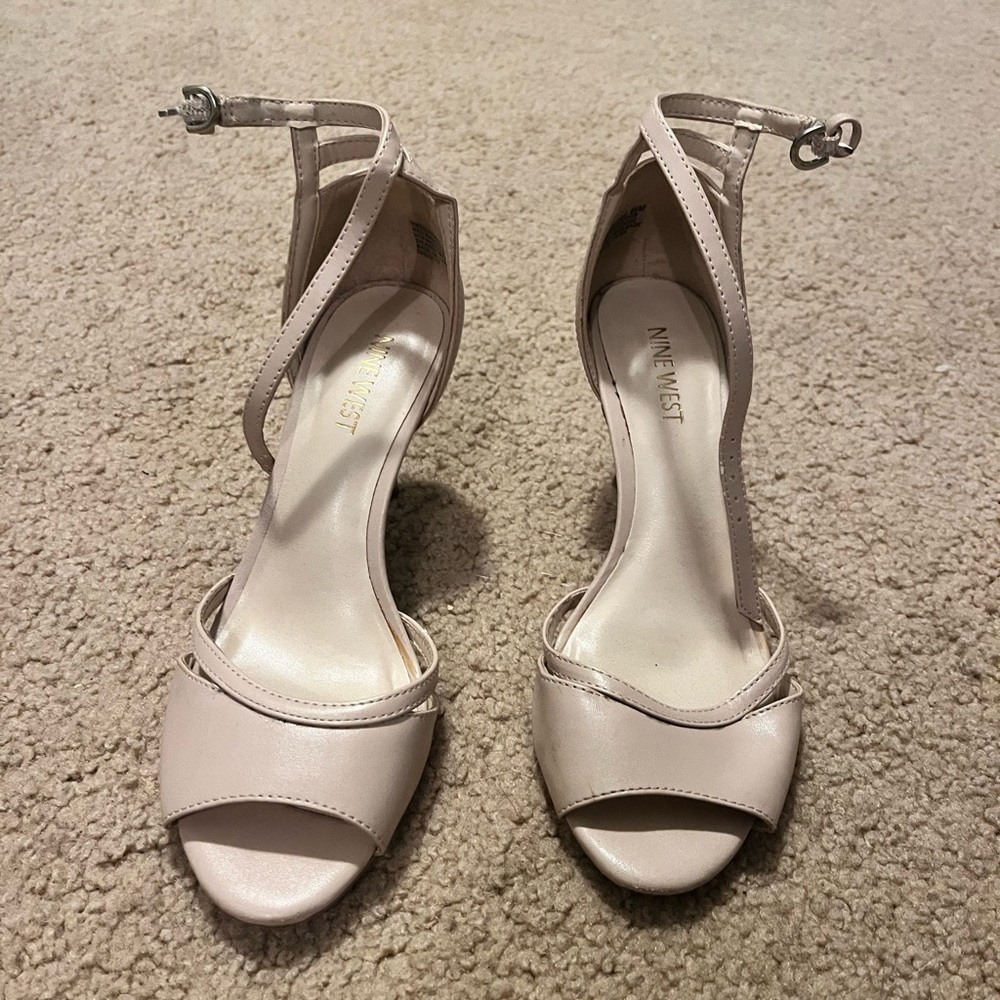 Nine West Cream Heels